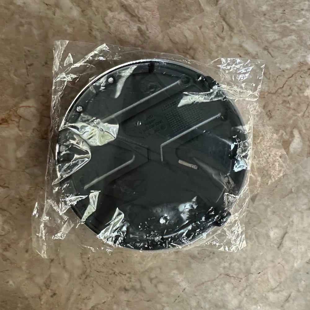For VW Volkswagen emblem (3G0-853-601-B-DPJ)
2015-2021 - Picture 5 of 5